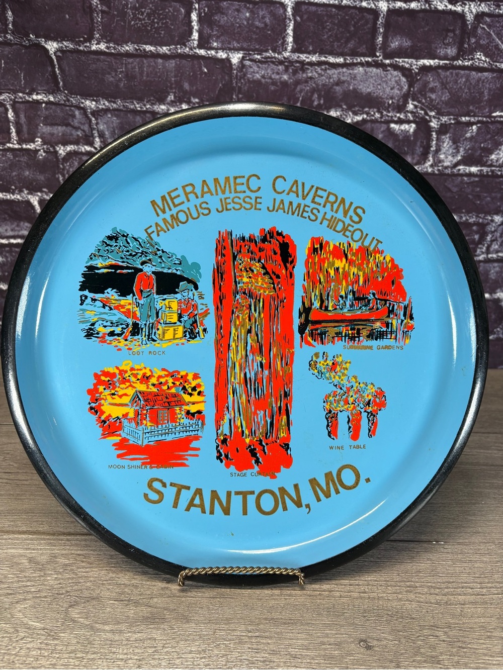 Vintage Meramec Caverns Stanton MO Blue Souvenir Decorative Plate